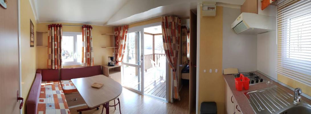 Camping Les Lacs D'Armagnac Bretagne-d'Armagnac Экстерьер фото